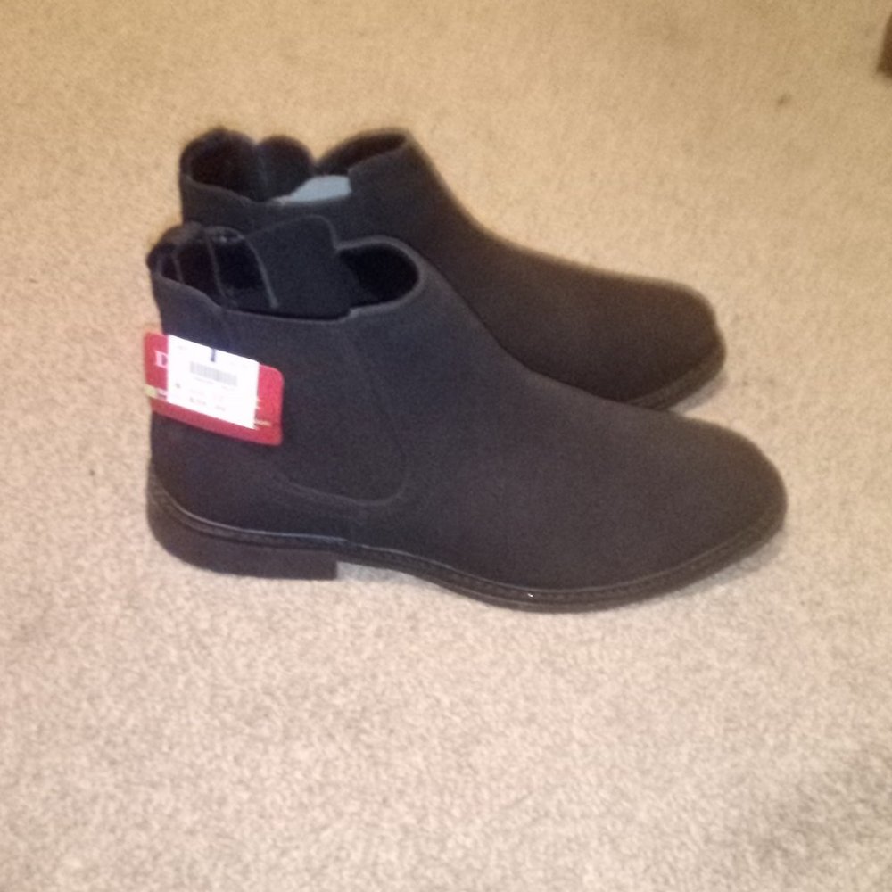 Brand New Size 12 men's boots
